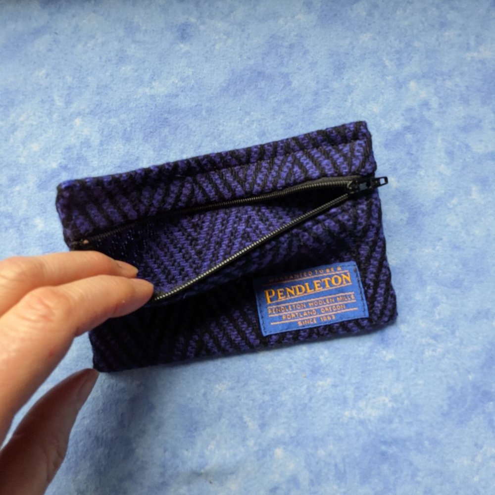 Pendleton Wool zipper bag - Picture 3 of 3